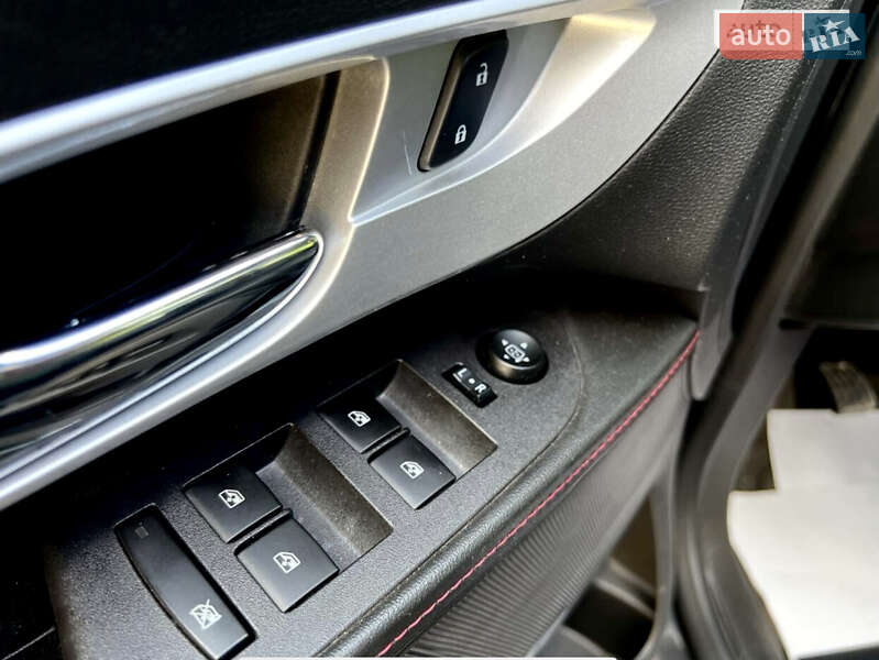 Позашляховик / Кросовер Chevrolet Equinox 2015 в Запоріжжі