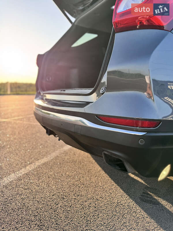 Внедорожник / Кроссовер Chevrolet Equinox 2017 в Ровно