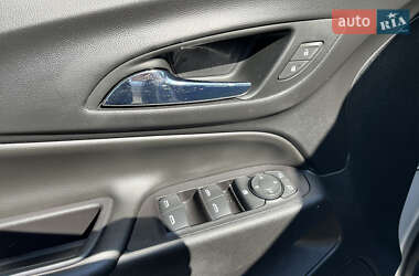 Внедорожник / Кроссовер Chevrolet Equinox 2018 в 
