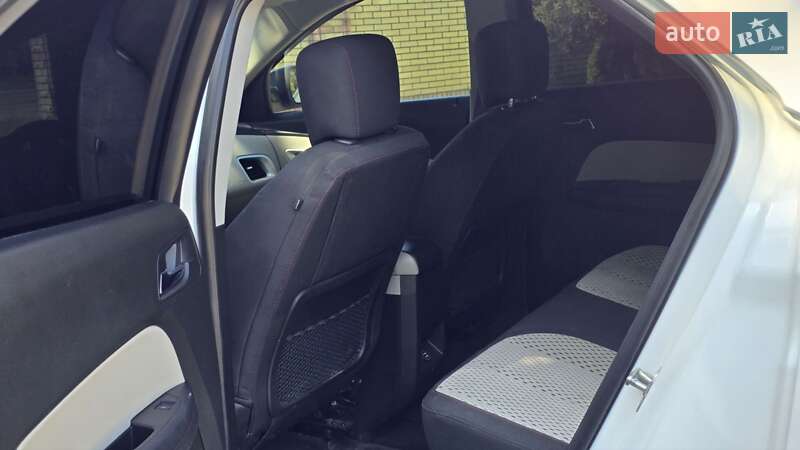 Позашляховик / Кросовер Chevrolet Equinox 2013 в Самборі