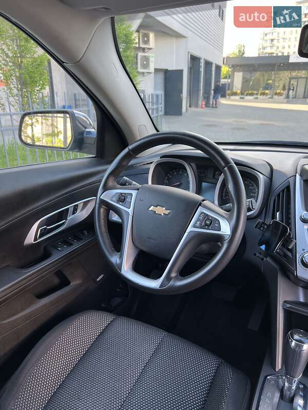 Позашляховик / Кросовер Chevrolet Equinox 2015 в Києві