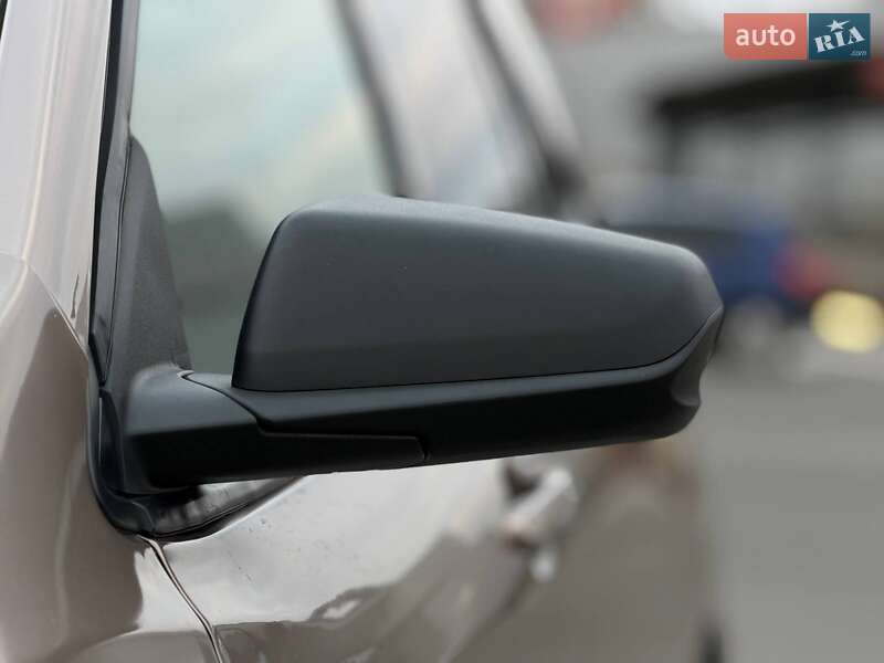 Внедорожник / Кроссовер Chevrolet Equinox 2019 в Кривом Роге