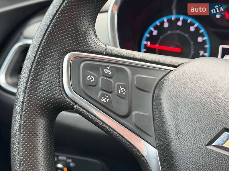 Внедорожник / Кроссовер Chevrolet Equinox 2019 в Кривом Роге