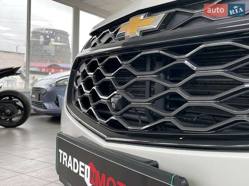 Внедорожник / Кроссовер Chevrolet Equinox 2018 в Киеве