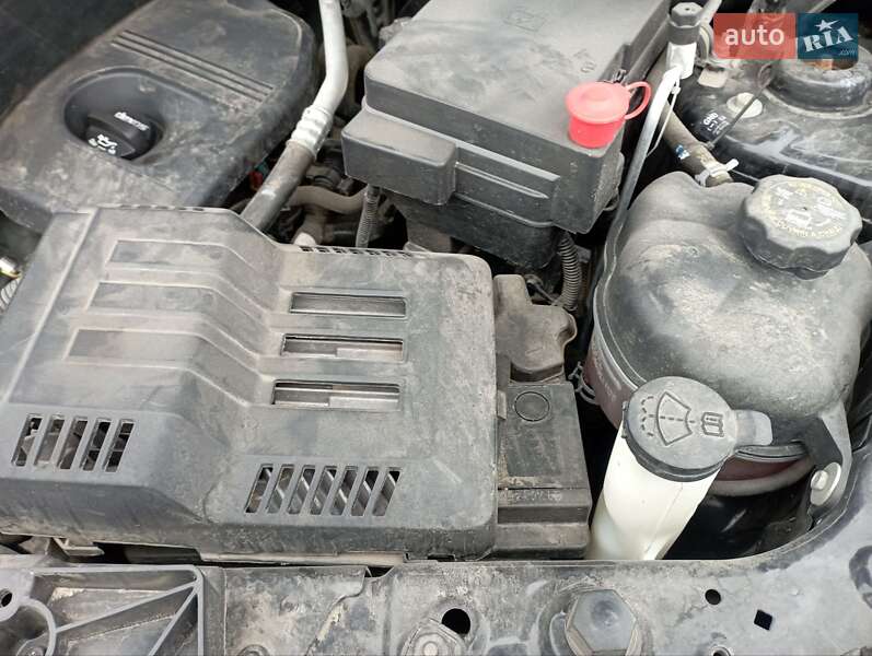 Внедорожник / Кроссовер Chevrolet Equinox 2016 в Запорожье