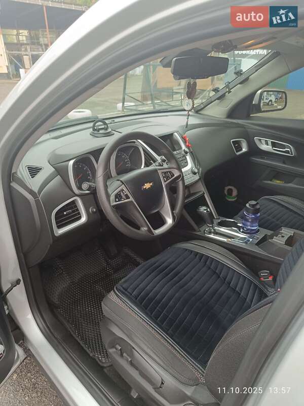 Внедорожник / Кроссовер Chevrolet Equinox 2017 в Марганце