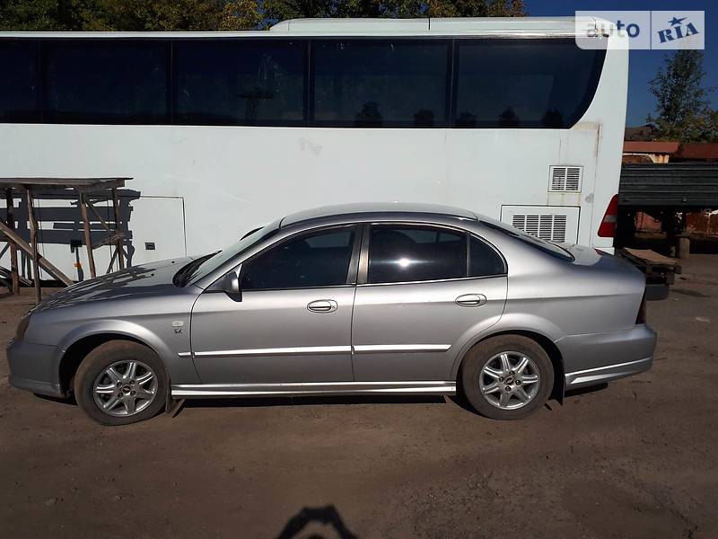 Седан Chevrolet Evanda 2006 в Харькове