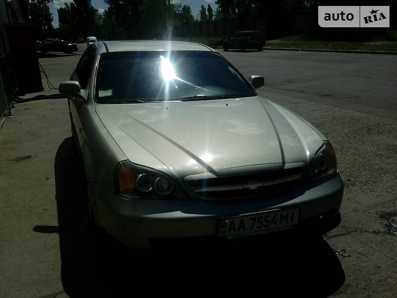 Седан Chevrolet Evanda 2005 в Києві
