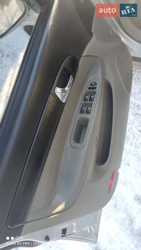 Седан Chevrolet Evanda 2006 в Житомирі