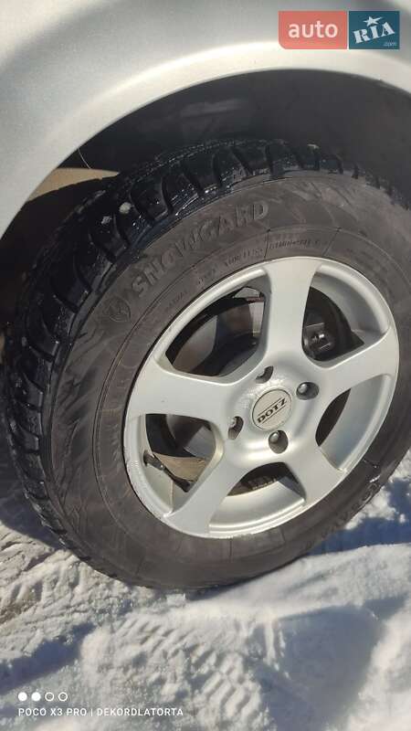 Седан Chevrolet Evanda 2006 в Житомирі