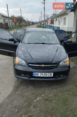 Седан Chevrolet Evanda 2005 в Владимирце