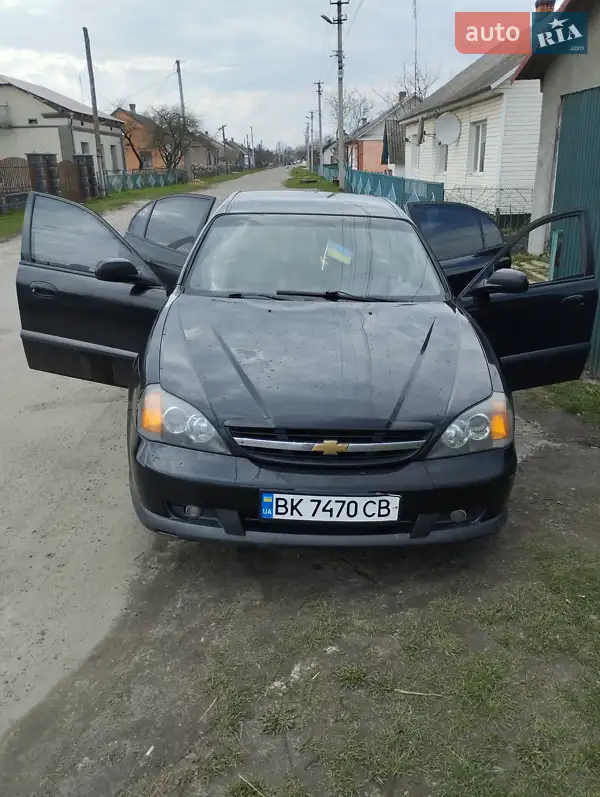 Chevrolet Evanda