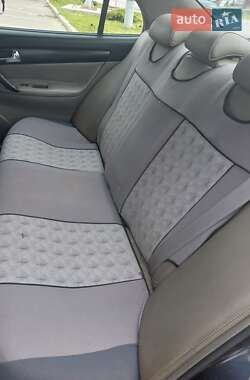 Седан Chevrolet Evanda 2005 в Киеве