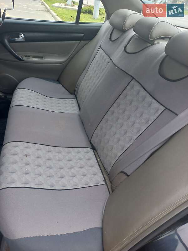 Седан Chevrolet Evanda 2005 в Киеве фото 8 Седан Chevrolet Evanda 2005 в Киеве