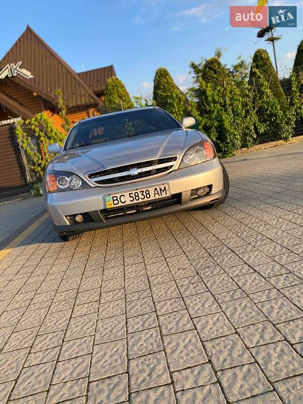 Седан Chevrolet Evanda 2005 в Стрые