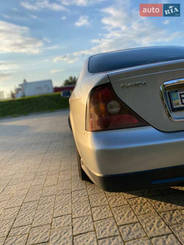 Седан Chevrolet Evanda 2005 в Стрые