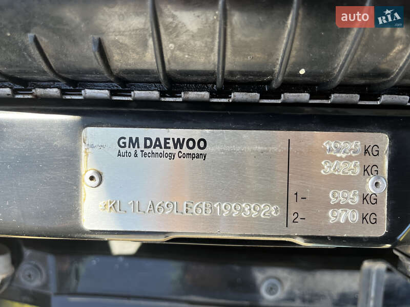 Седан Chevrolet Evanda 2006 в Барвенкове