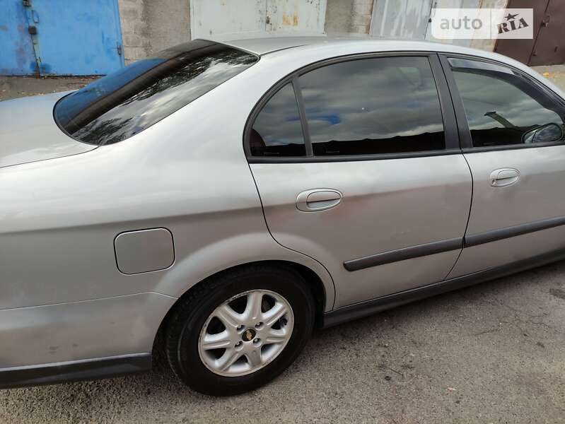 Седан Chevrolet Evanda 2006 в Боярке