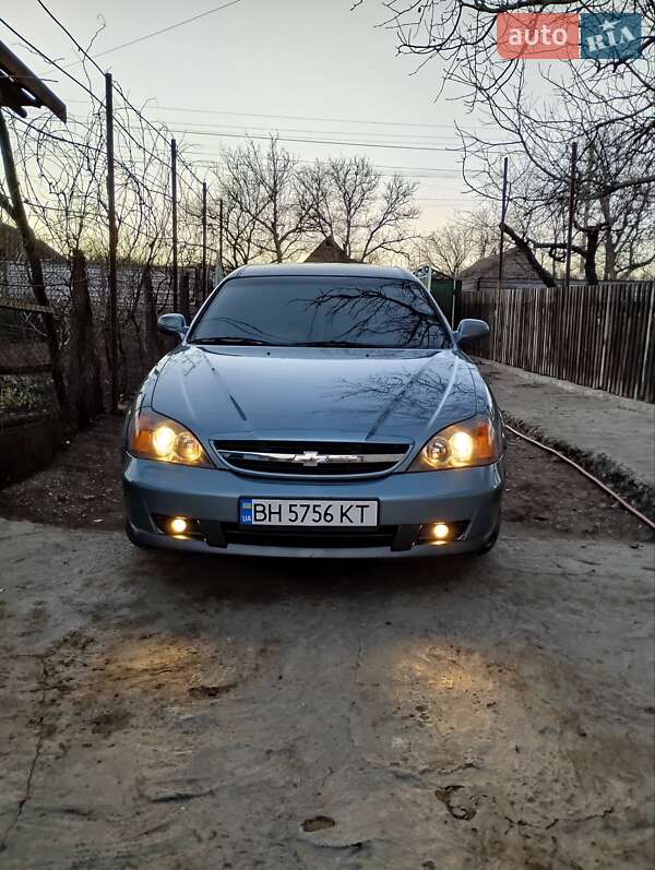 Седан Chevrolet Evanda 2005 в Раздельной фото 9 Седан Chevrolet Evanda 2005 в Раздельной