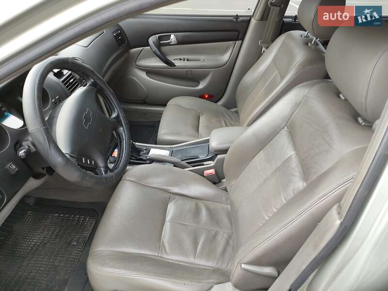 Седан Chevrolet Evanda 2005 в Києві