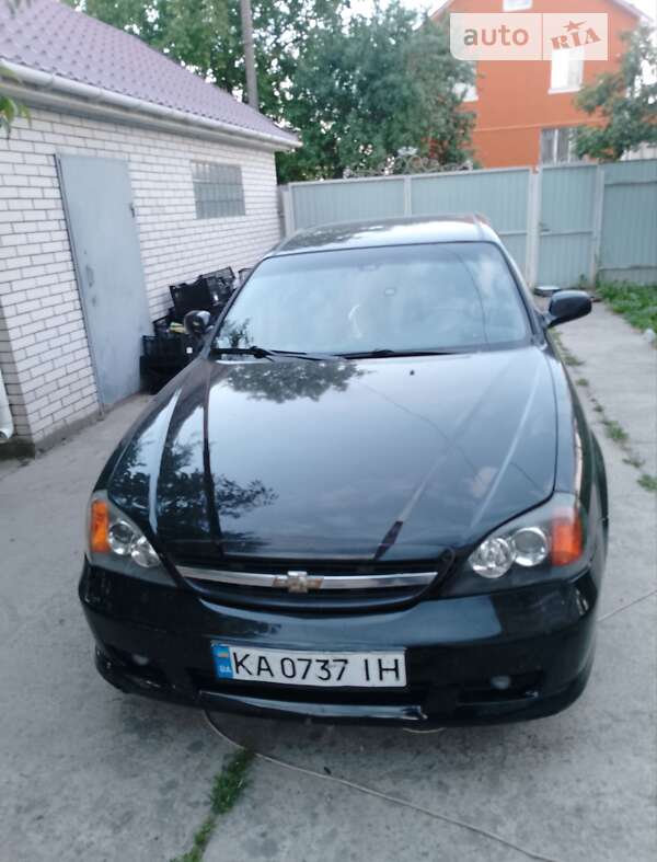 Chevrolet Evanda 2005