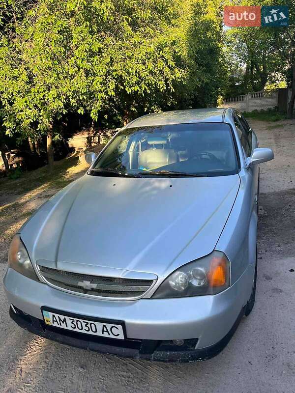 Седан Chevrolet Evanda 2005 в Житомире