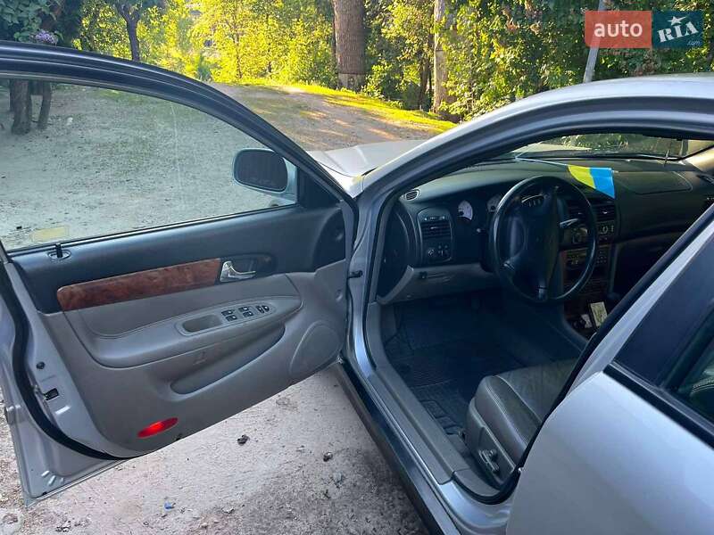 Седан Chevrolet Evanda 2005 в Житомире