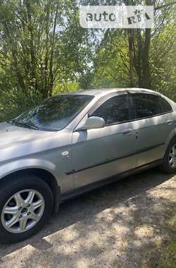 Седан Chevrolet Evanda 2005 в Черкасах