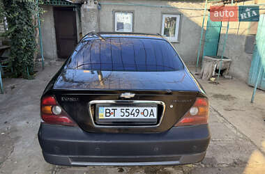 Седан Chevrolet Evanda 2005 в 