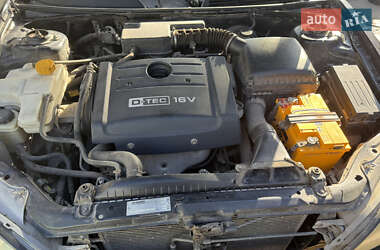 Седан Chevrolet Evanda 2005 в 