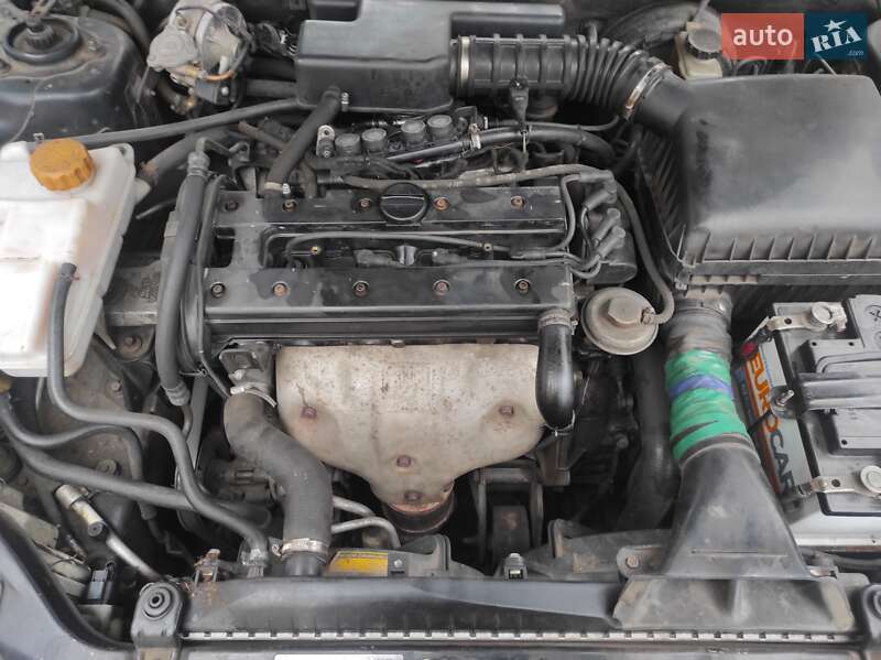 Седан Chevrolet Evanda 2004 в Черкассах фото 2 Седан Chevrolet Evanda 2004 в Черкассах