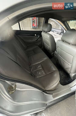 Седан Chevrolet Evanda 2006 в 