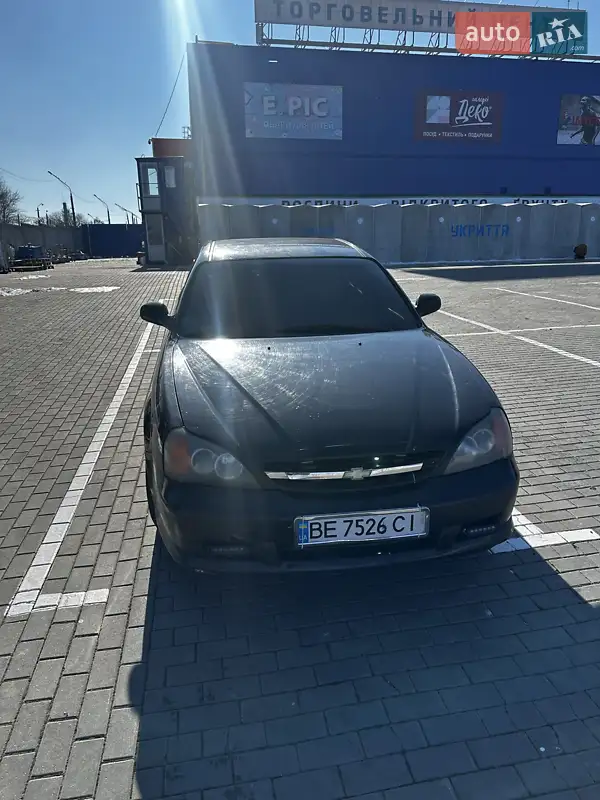 Седан Chevrolet Evanda 2005 в 