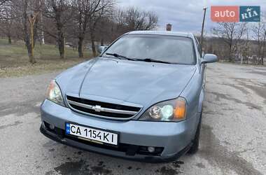 Седан Chevrolet Evanda 2005 в Лисянці