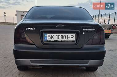Седан Chevrolet Evanda 2005 в 