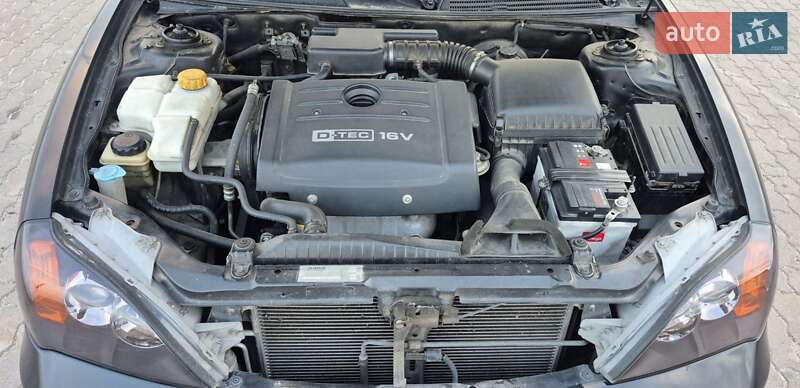 Седан Chevrolet Evanda 2005 в Дубно