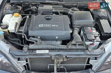 Седан Chevrolet Evanda 2005 в 