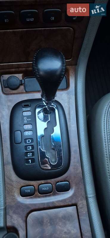 Седан Chevrolet Evanda 2005 в Дубно
