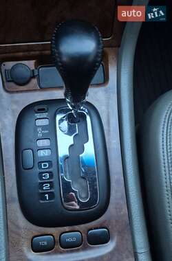 Седан Chevrolet Evanda 2005 в 