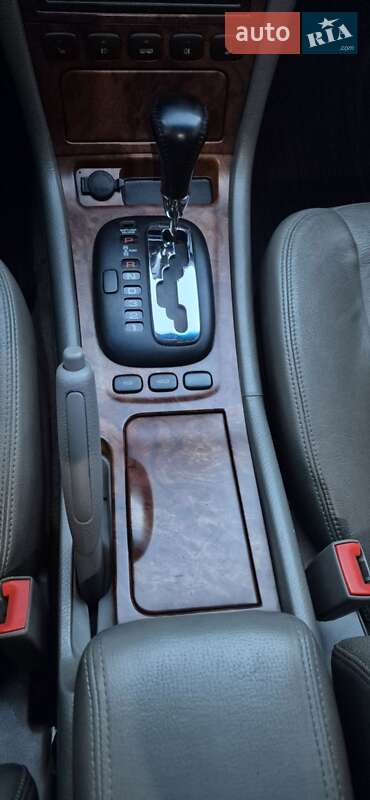 Седан Chevrolet Evanda 2005 в Дубно