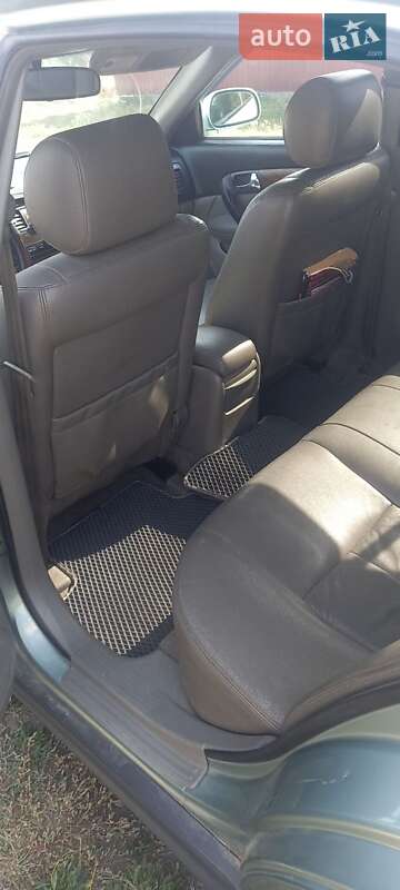 Седан Chevrolet Evanda 2004 в Фастове