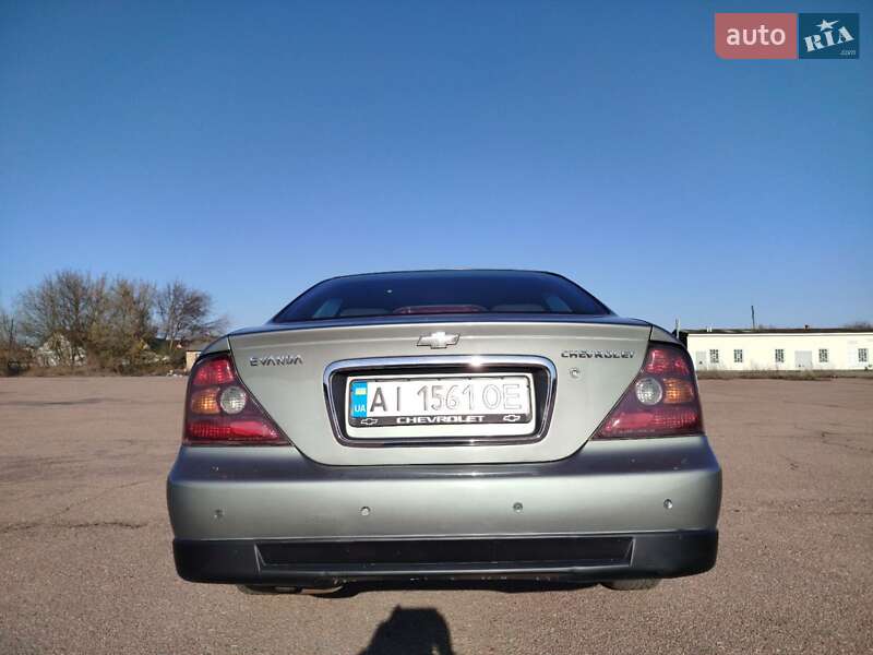 Седан Chevrolet Evanda 2004 в Прилуках
