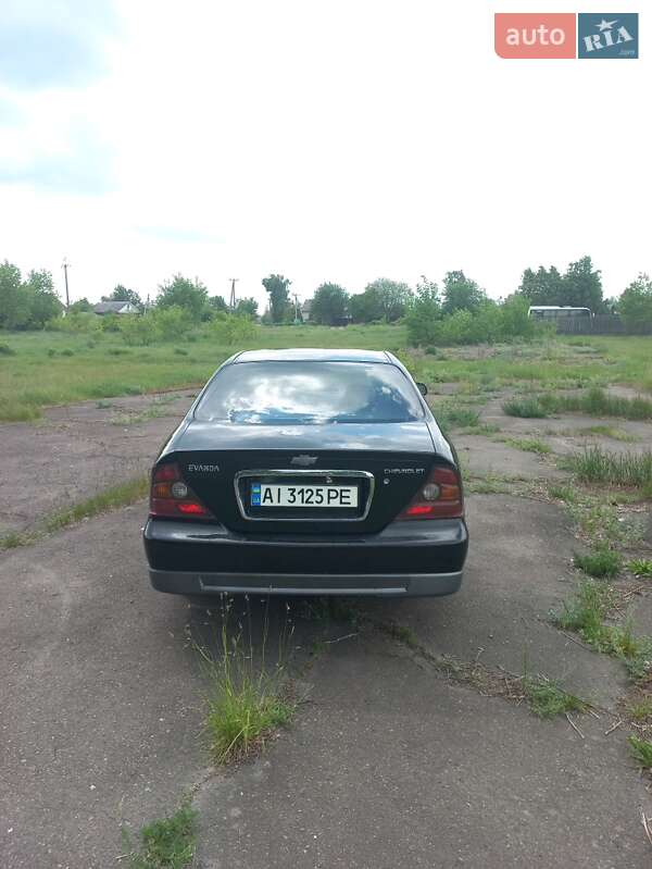 Седан Chevrolet Evanda 2005 в Корюковке