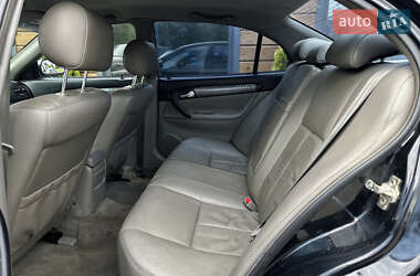 Седан Chevrolet Evanda 2006 в 