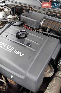 Седан Chevrolet Evanda 2005 в 