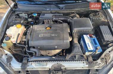 Седан Chevrolet Evanda 2006 в 