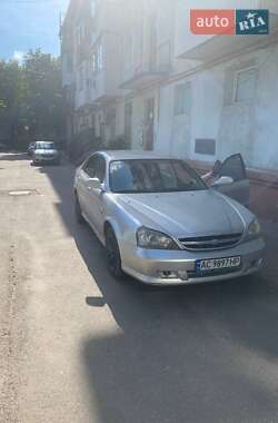 Седан Chevrolet Evanda 2006 в 