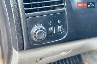 Седан Chevrolet Evanda 2006 в 