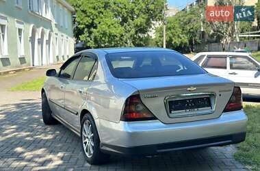 Седан Chevrolet Evanda 2006 в 