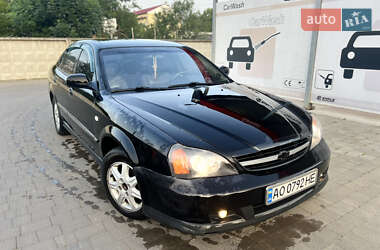Седан Chevrolet Evanda 2005 в Ужгороді